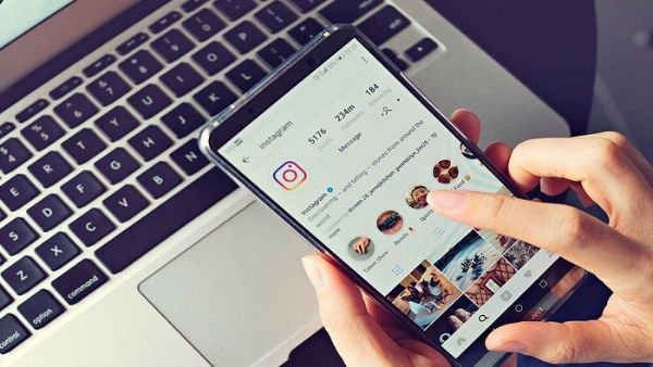 Instagram learn Mirabel Instagram teacher Laurentians Instagram in business Lanaudière